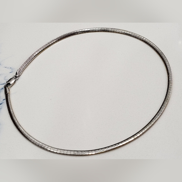 OMEGA Gold Choker 17.5" - Picture 7 of 9